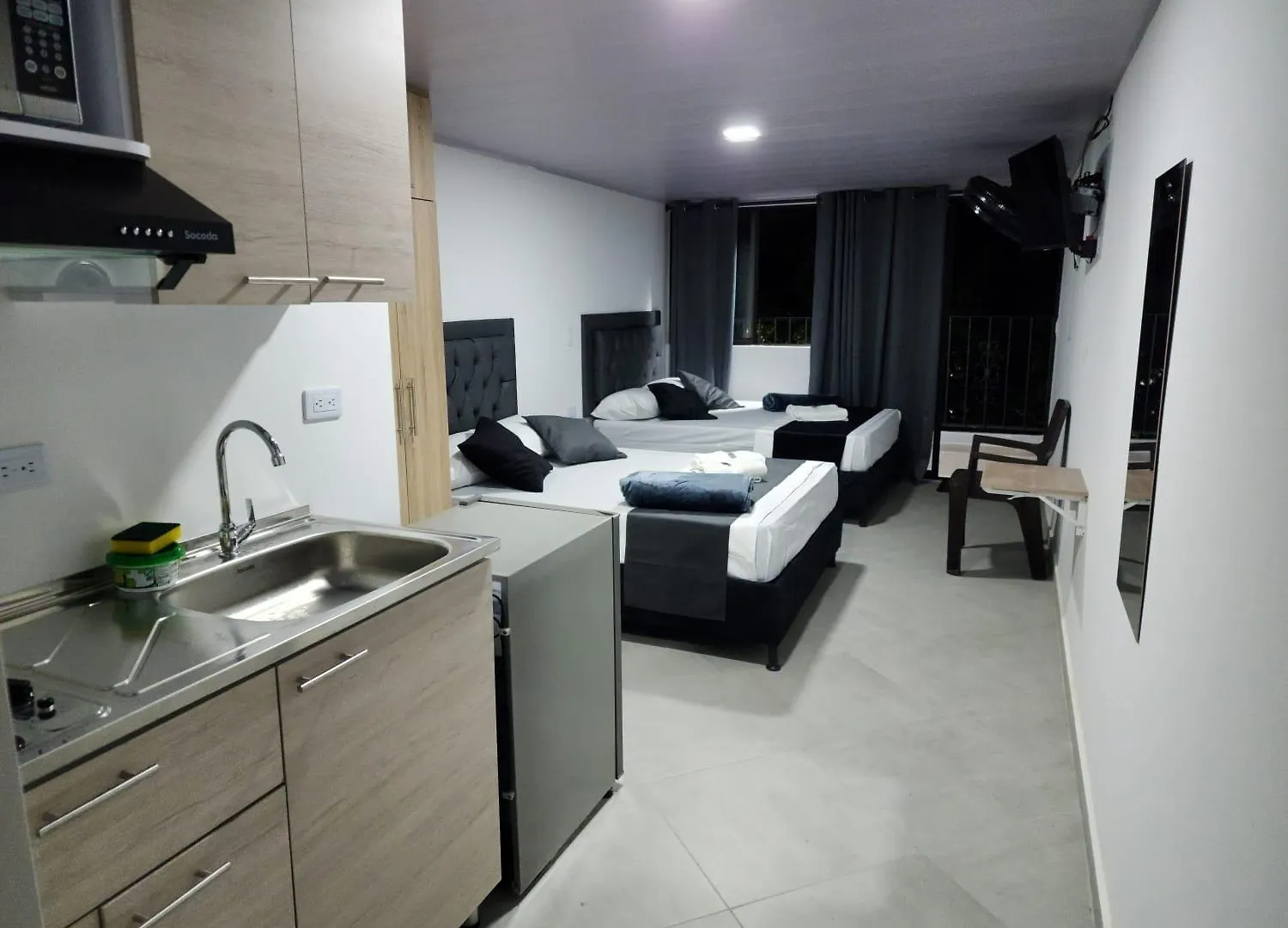 Aparthotel Aparta Estudios Estadio La 80 Medellin