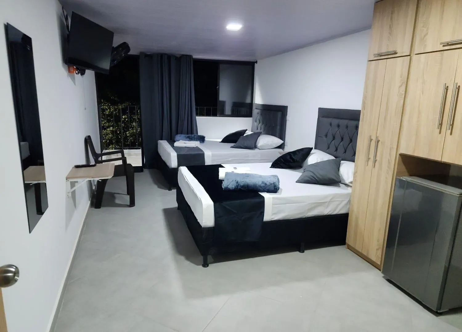 Aparthotel Aparta Estudios Estadio La 80 Medellin