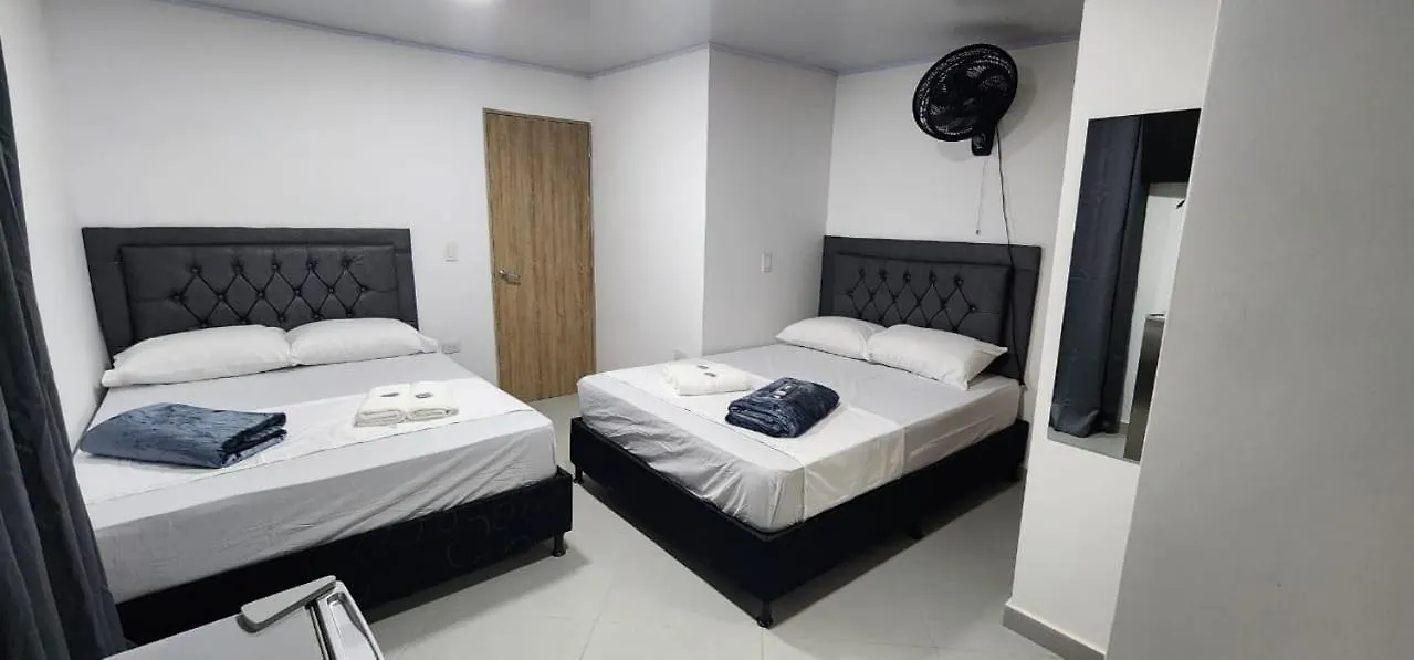Aparthotel Aparta Estudios Estadio La 80 Medellin